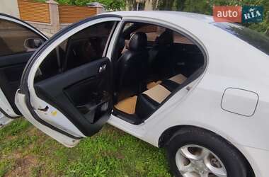 Седан Geely Emgrand 7 (EC7) 2013 в 