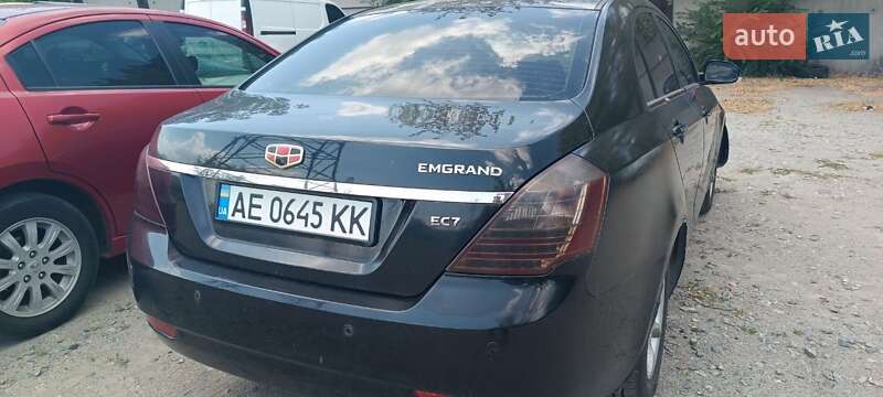 Седан Geely Emgrand 7 (EC7) 2011 в Іларіоновому