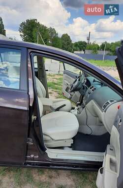 Седан Geely Emgrand 7 (EC7) 2011 в 