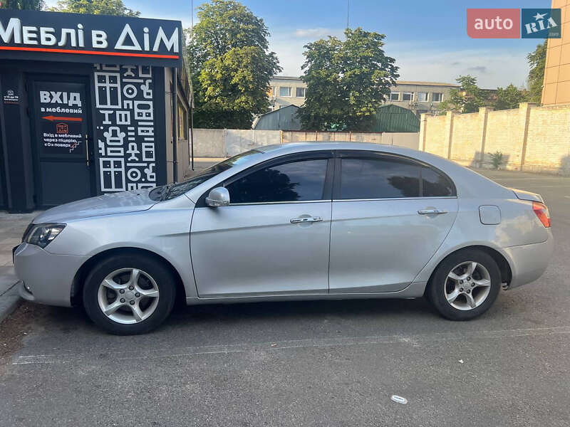 Geely Emgrand 7 (EC7) 2013