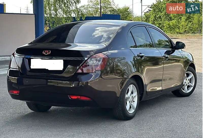 Седан Geely Emgrand 7 (EC7) 2013 в Днепре