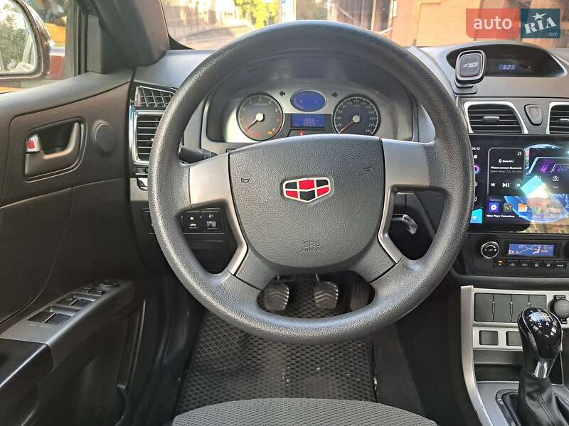 Седан Geely Emgrand 7 (EC7) 2013 в Дніпрі