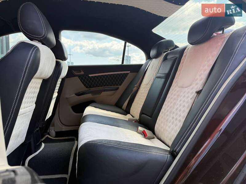 Седан Geely Emgrand 7 (EC7) 2011 в Киеве