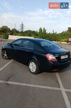 Седан Geely Emgrand 7 (EC7) 2013 в 