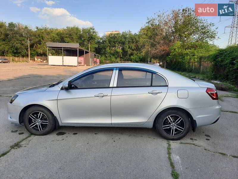 Седан Geely Emgrand 7 (EC7) 2017 в Запорожье