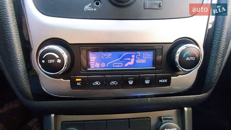 Хэтчбек Geely Emgrand 7 (EC7) 2014 в Ровно
