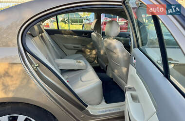 Седан Geely Emgrand 7 (EC7) 2012 в 