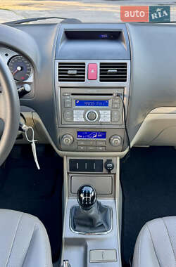 Седан Geely Emgrand 7 (EC7) 2012 в 