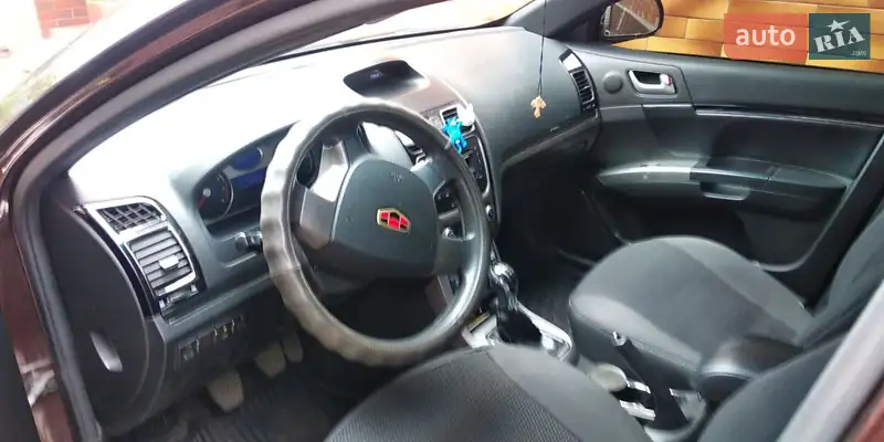 Geely Emgrand 2013