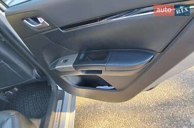 Хетчбек Geely Emgrand 7 (EC7) 2014 в 