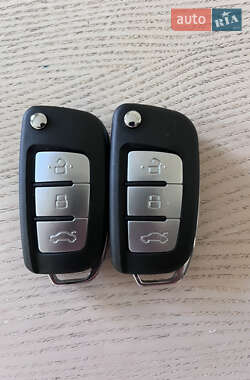 Седан Geely Emgrand 7 (EC7) 2012 в 