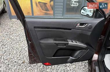 Хэтчбек Geely Emgrand 7 (EC7) 2013 в 