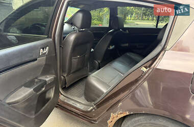 Хэтчбек Geely Emgrand 7 (EC7) 2014 в 