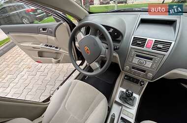 Седан Geely Emgrand 7 (EC7) 2011 в 