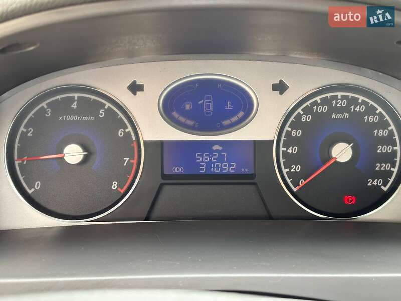 Седан Geely Emgrand 7 (EC7) 2011 в Киеве