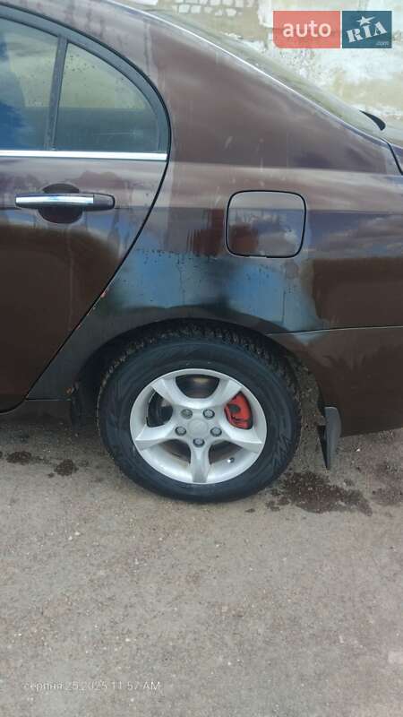 Седан Geely Emgrand 7 (EC7) 2012 в Бобровиці