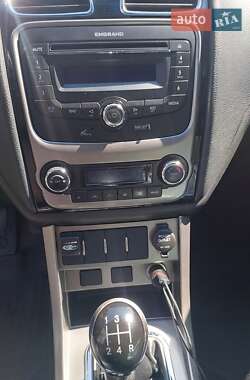 Седан Geely Emgrand 7 (EC7) 2014 в 