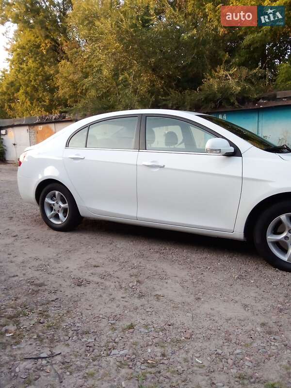 Седан Geely Emgrand 7 (EC7) 2014 в Киеве фото 9 Седан Geely Emgrand 7 (EC7) 2014 в Киеве