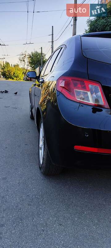 Хетчбек Geely Emgrand 7 (EC7) 2014 в Полтаві