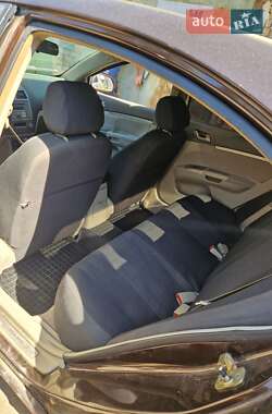 Седан Geely Emgrand 7 (EC7) 2011 в 