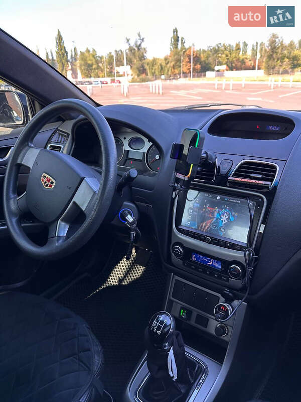 Седан Geely Emgrand 7 (EC7) 2014 в Кривому Розі
