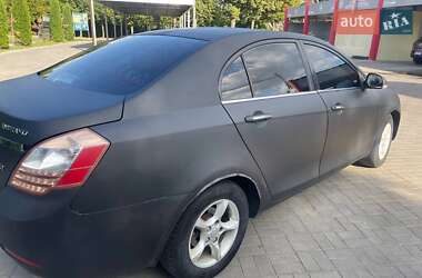 Седан Geely Emgrand 7 (EC7) 2012 в 