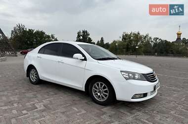 Седан Geely Emgrand 7 (EC7) 2013 в 