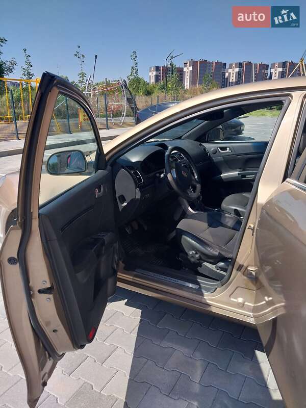 Седан Geely Emgrand 7 (EC7) 2014 в Хмельницком