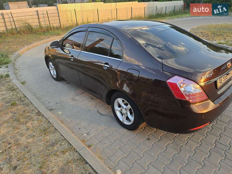 Geely Emgrand 7 (EC7) 2014