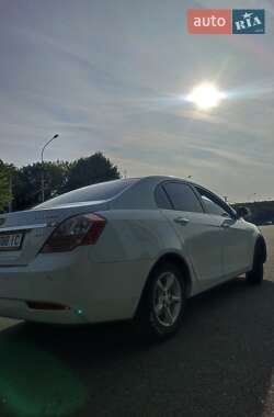 Седан Geely Emgrand 7 (EC7) 2013 в 