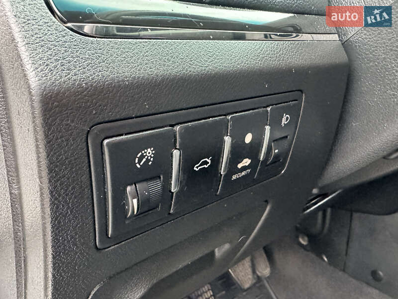 Седан Geely Emgrand 7 (EC7) 2013 в Киеве
