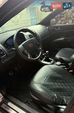 Седан Geely Emgrand 7 (EC7) 2012 в 