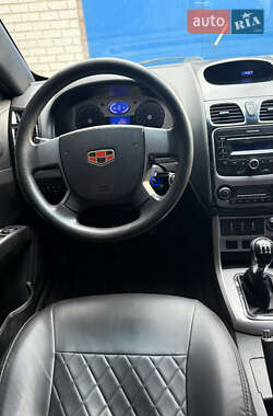 Седан Geely Emgrand 7 (EC7) 2012 в 