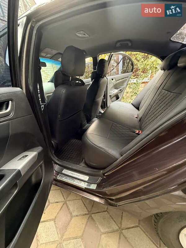 Седан Geely Emgrand 7 (EC7) 2012 в Кропивницькому