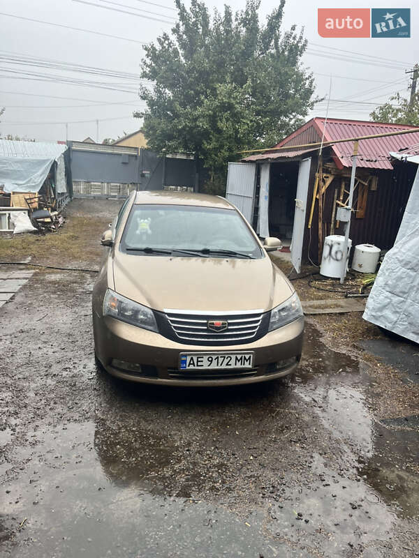 Седан Geely Emgrand 7 (EC7) 2013 в Новомосковську