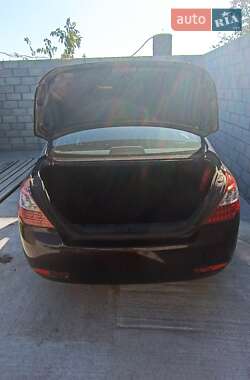 Седан Geely Emgrand 7 (EC7) 2013 в 