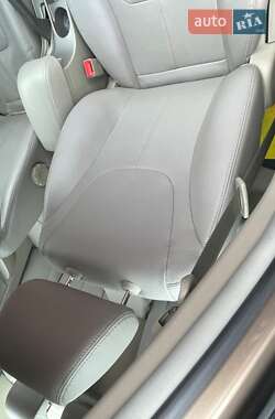 Седан Geely Emgrand 7 (EC7) 2012 в 