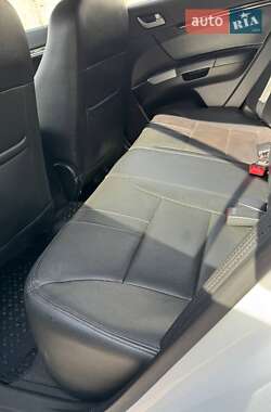 Хетчбек Geely Emgrand 7 (EC7) 2013 в 