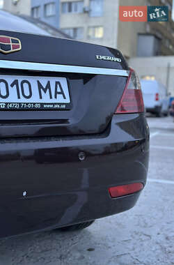 Седан Geely Emgrand 7 (EC7) 2014 в 