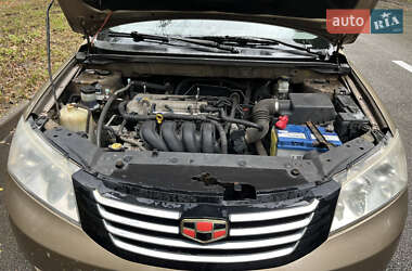 Седан Geely Emgrand 7 (EC7) 2012 в 