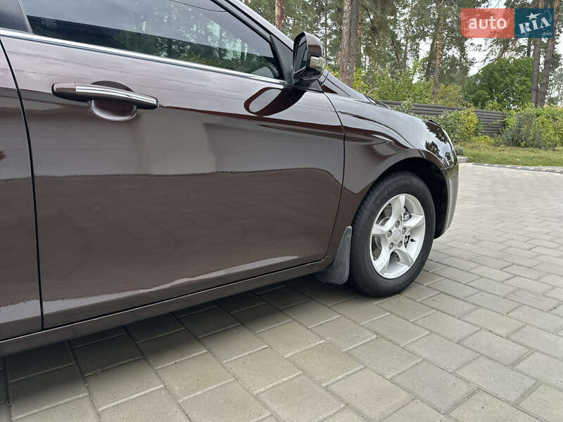 Хетчбек Geely Emgrand 7 (EC7) 2014 в Черкасах фото 16 Хетчбек Geely Emgrand 7 (EC7) 2014 в Черкасах