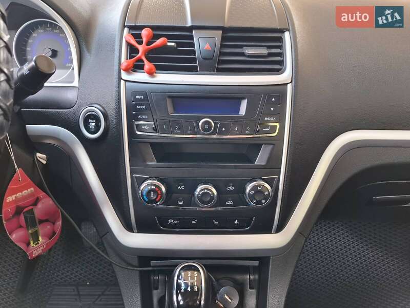 Седан Geely Emgrand 7 (EC7) 2016 в Николаеве