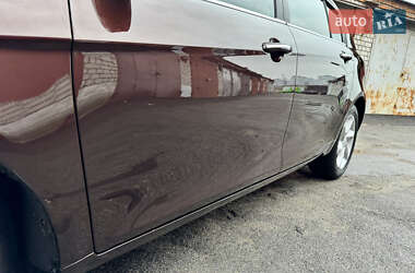 Хетчбек Geely Emgrand 7 (EC7) 2014 в 