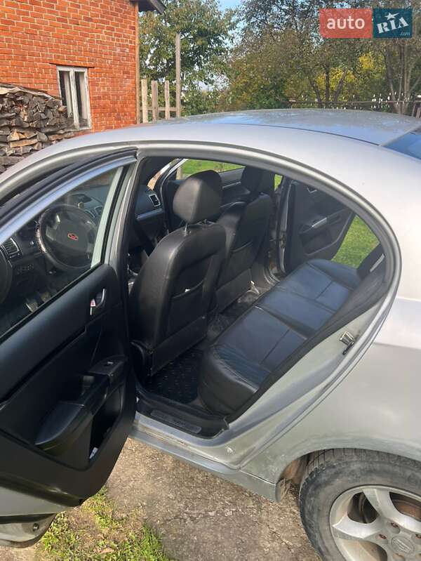 Хэтчбек Geely Emgrand 7 (EC7) 2014 в Бориславе