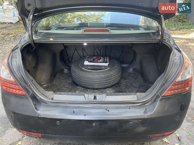 Седан Geely Emgrand 7 (EC7) 2011 в Коцюбинському
