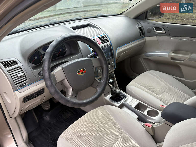 Седан Geely Emgrand 7 (EC7) 2011 в Кривому Розі