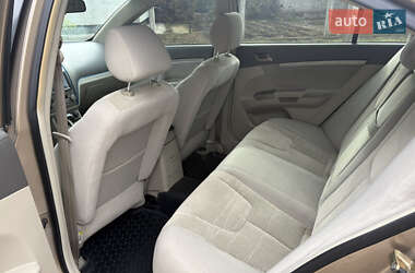 Седан Geely Emgrand 7 (EC7) 2011 в  фото 14 Седан Geely Emgrand 7 (EC7) 2011 в