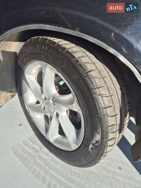 Хэтчбек Geely Emgrand 7 (EC7) 2013 в Кривом Роге фото 7 Хэтчбек Geely Emgrand 7 (EC7) 2013 в Кривом Роге