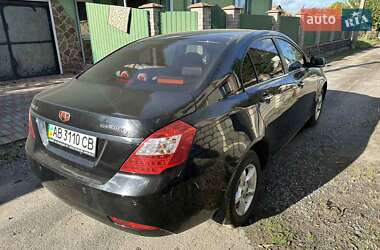 Хетчбек Geely Emgrand 7 (EC7) 2014 в 