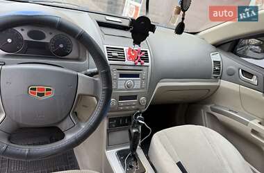 Седан Geely Emgrand 7 (EC7) 2012 в 